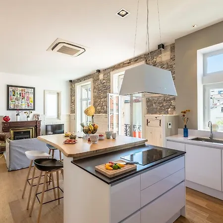 Apartment Altaya *